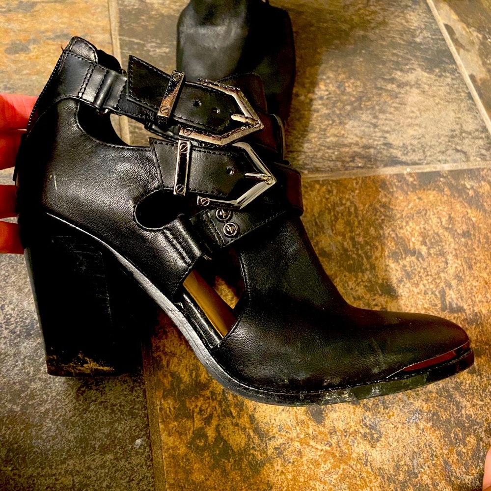 Gianni Bini heels